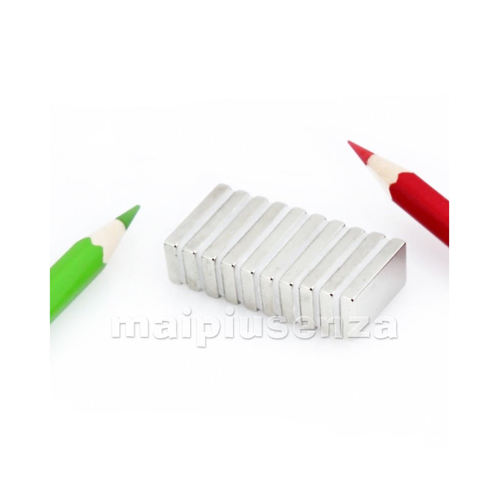 10 pezzi CALAMITA NEODIMIO DIAMETRO 2 CM X 3 MM- MAGNETE MAGNETI ND :  : Cancelleria e prodotti per ufficio